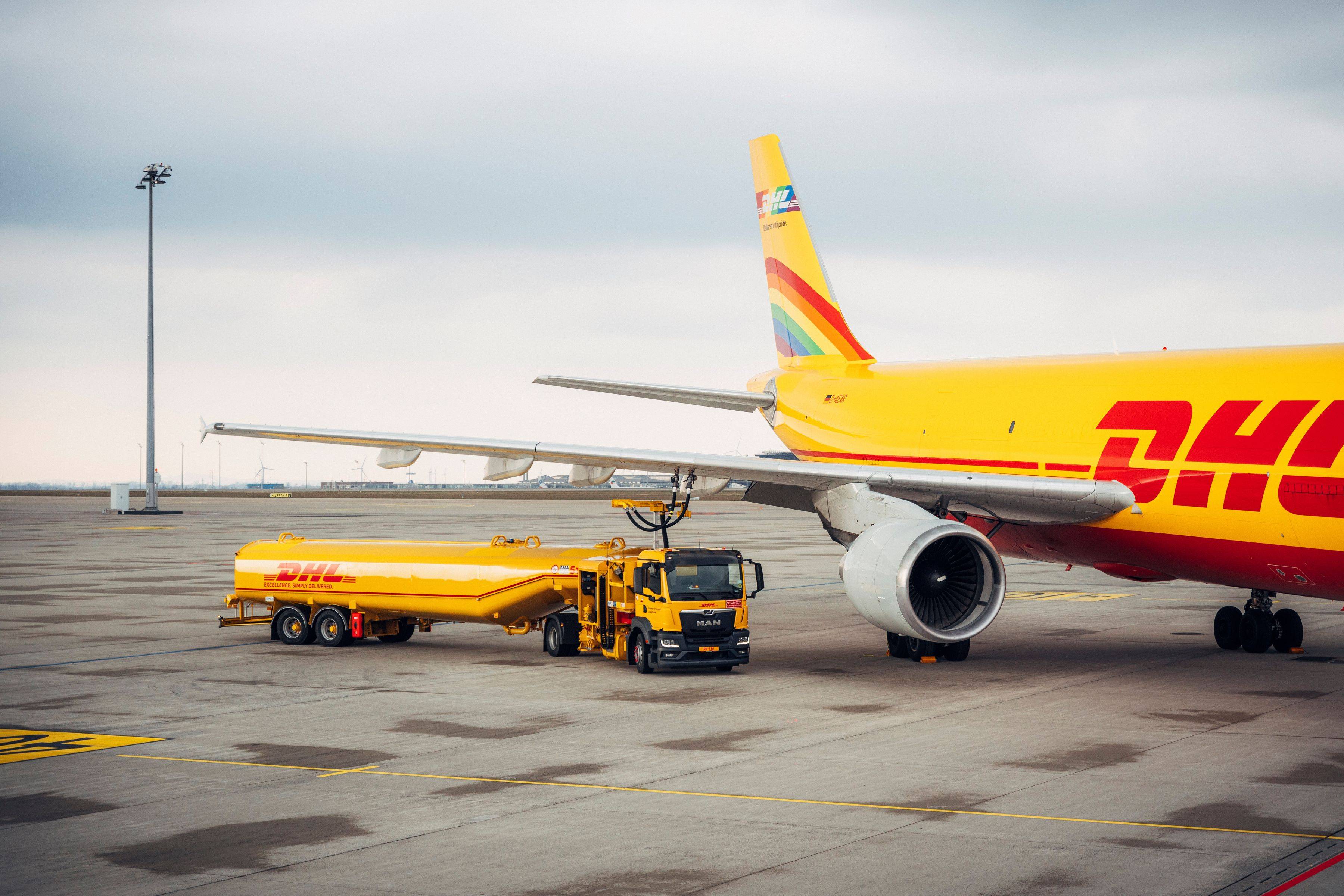 快递有多少飞机(快递飞机一小时飞多少公里)